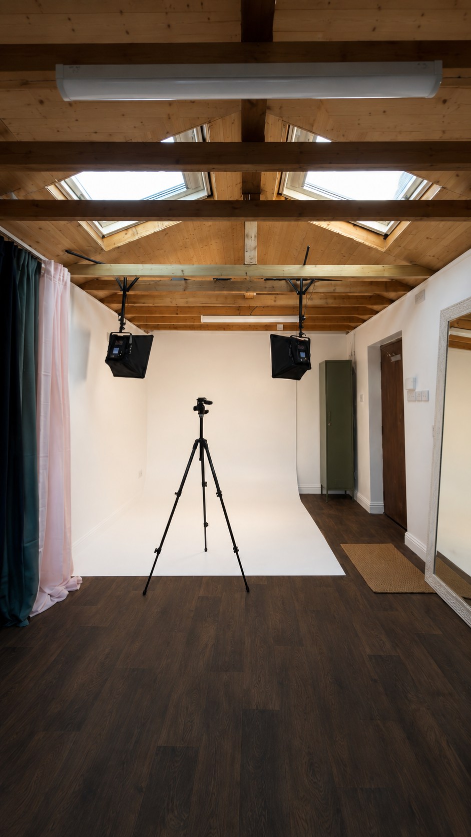 Studio gallery photo
